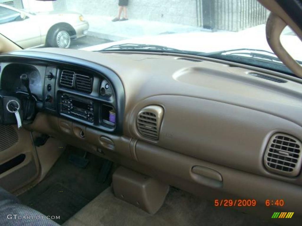 2001 Ram 2500 ST Regular Cab - Bright White / Camel/Tan photo #27