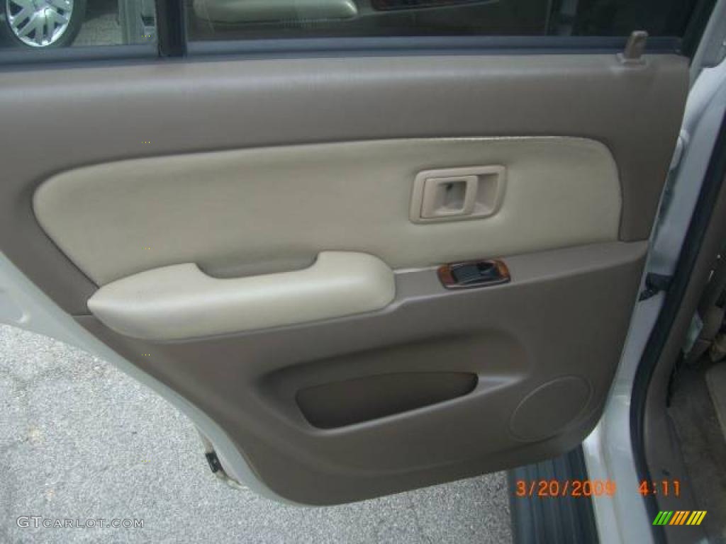 1999 4Runner  - Desert Dune Metallic / Oak photo #19