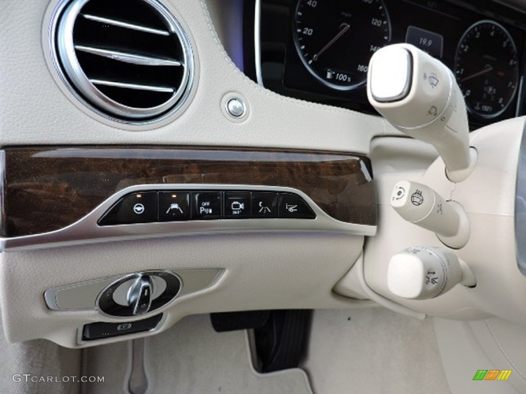 2016 Mercedes-Benz S 550 4Matic Sedan Controls Photo #108887978