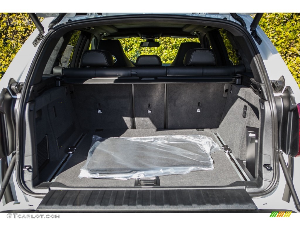 2016 BMW X5 M xDrive Trunk Photo #108888356