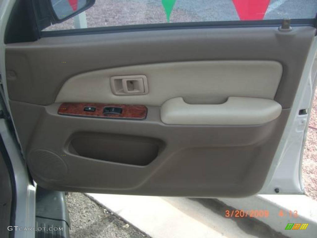 1999 4Runner  - Desert Dune Metallic / Oak photo #26