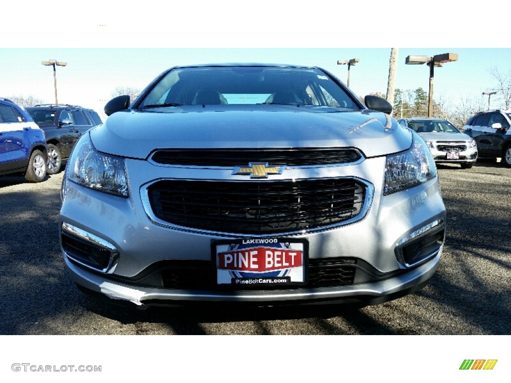 2016 Cruze Limited LS - Silver Ice Metallic / Jet Black/Medium Titanium photo #2