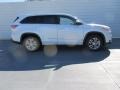 2015 Blizzard Pearl White Toyota Highlander LE  photo #3