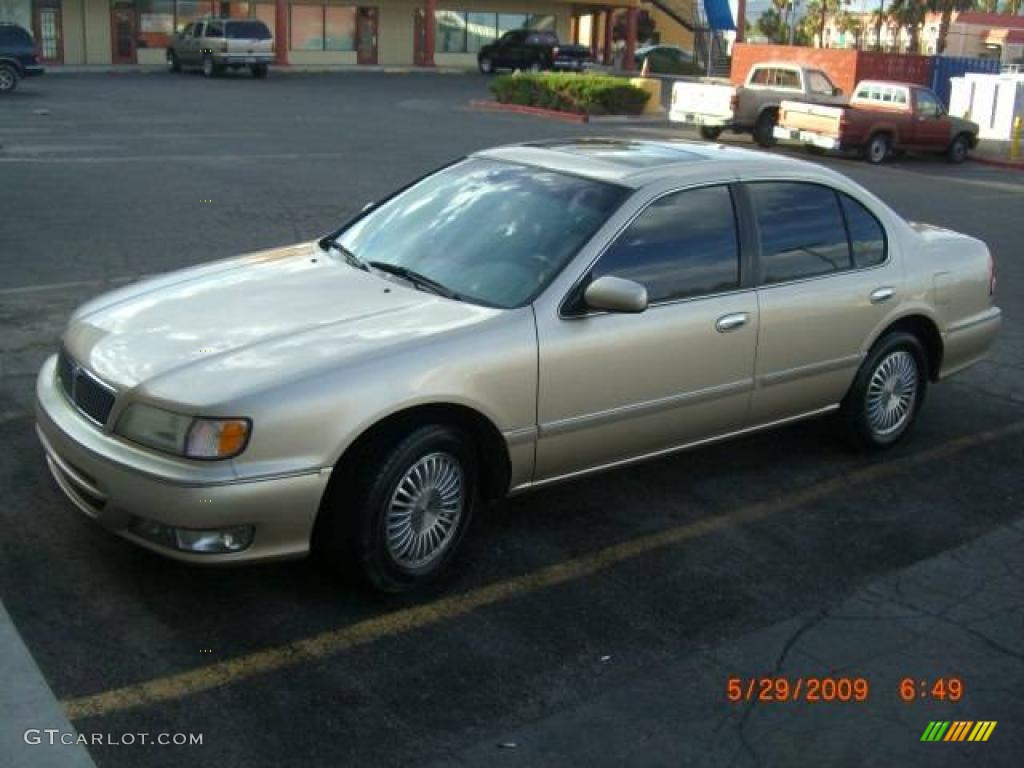 1998 I 30 - Pebble Beige Metallic / Pure Beige photo #1