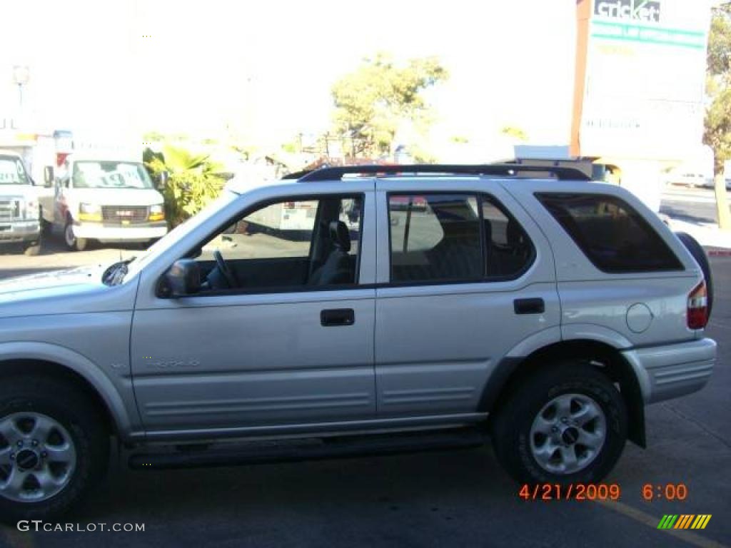 1999 Rodeo LS 4WD - Bright Silver Metallic / Gray photo #2