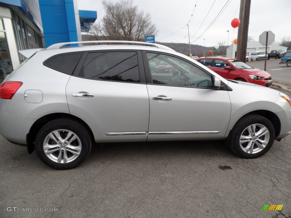 2012 Rogue SV AWD - Brilliant Silver / Black photo #8