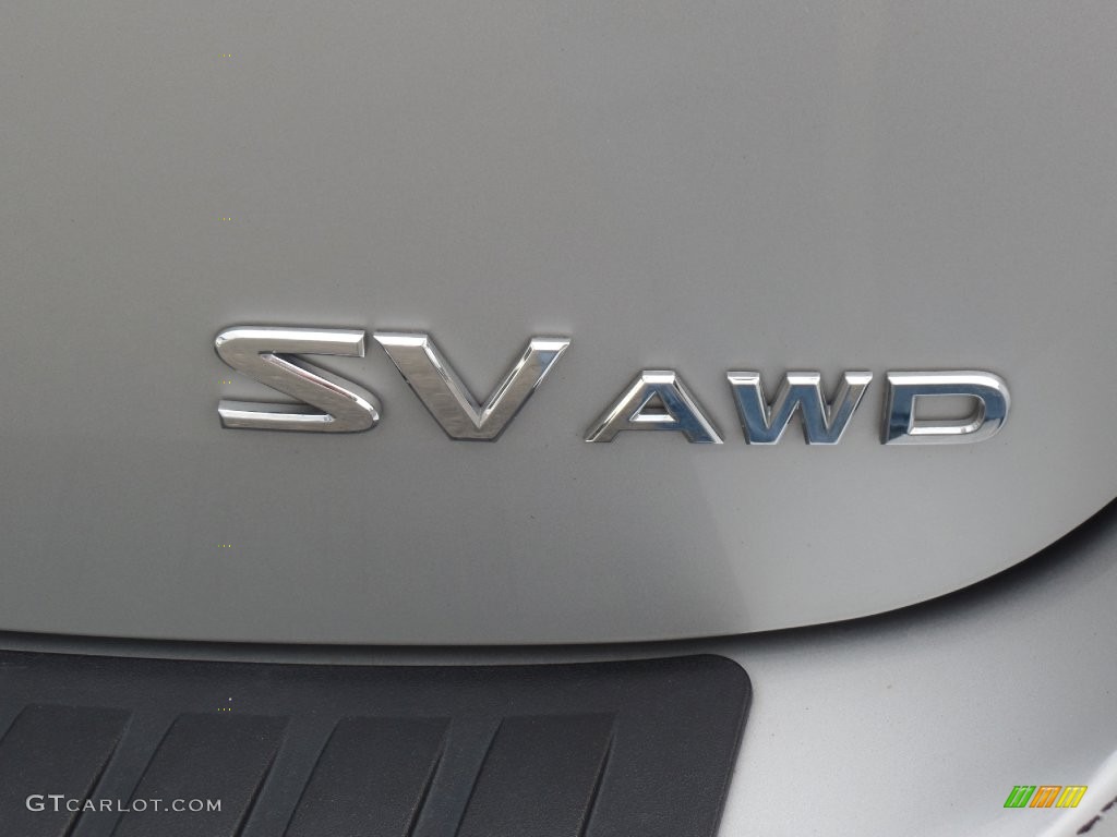 2012 Rogue SV AWD - Brilliant Silver / Black photo #9