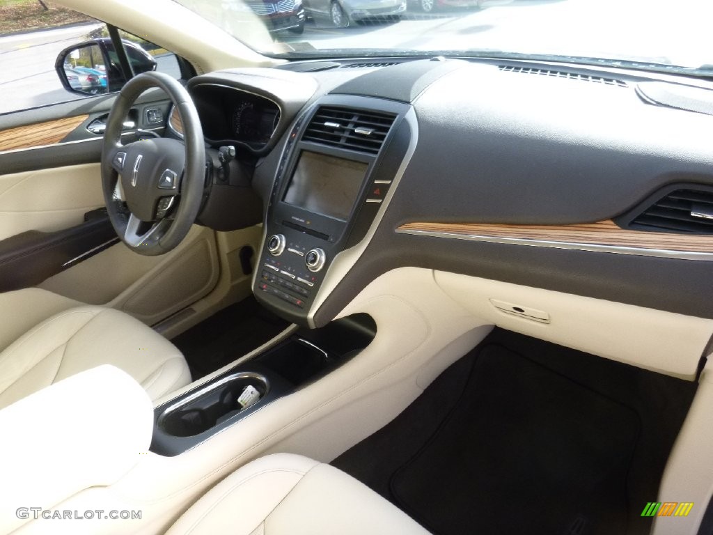 White Sands Interior 2015 Lincoln MKC AWD Photo #108909527