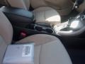 Red - Elantra SE Photo No. 13