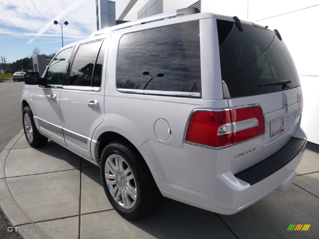 2014 Navigator 4x4 - White Platinum / Stone photo #3