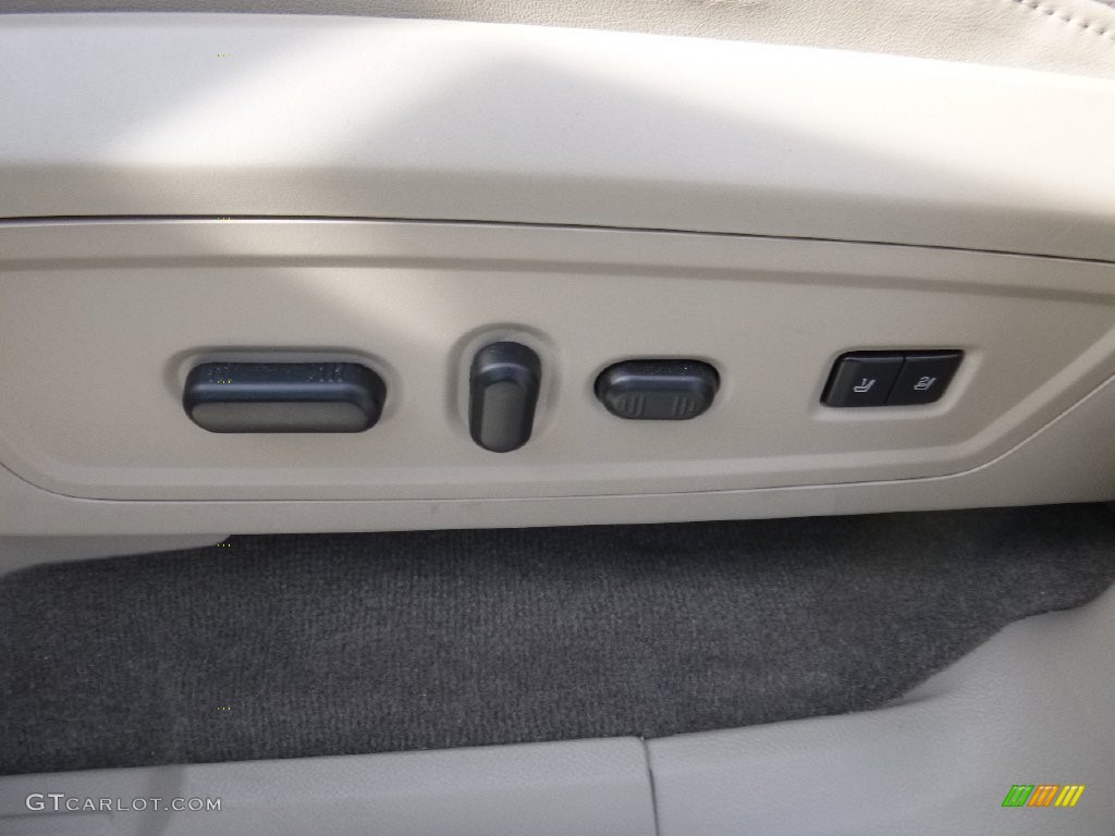 2014 Navigator 4x4 - White Platinum / Stone photo #19