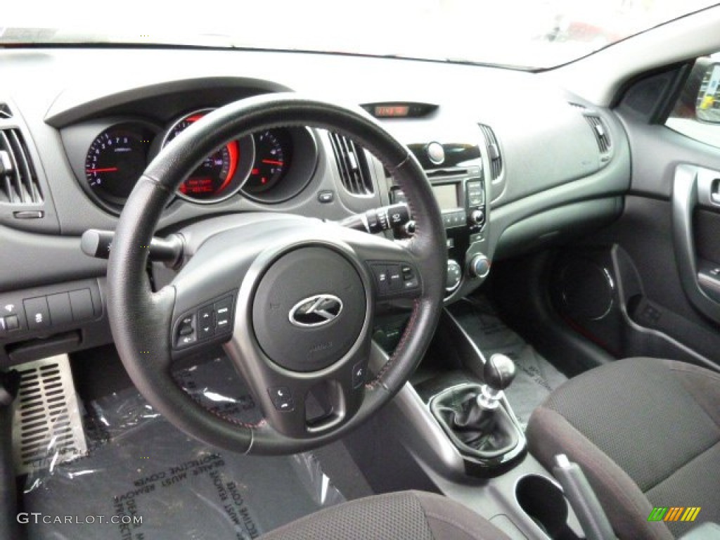 2011 Forte Koup SX - Racing Red / Black Sport photo #12