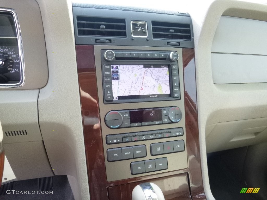 2014 Navigator 4x4 - White Platinum / Stone photo #22