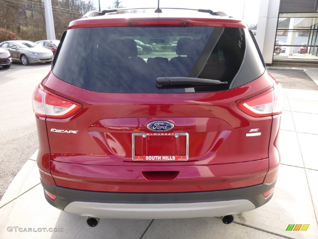 2013 Escape SE 1.6L EcoBoost 4WD - Ruby Red Metallic / Charcoal Black photo #4