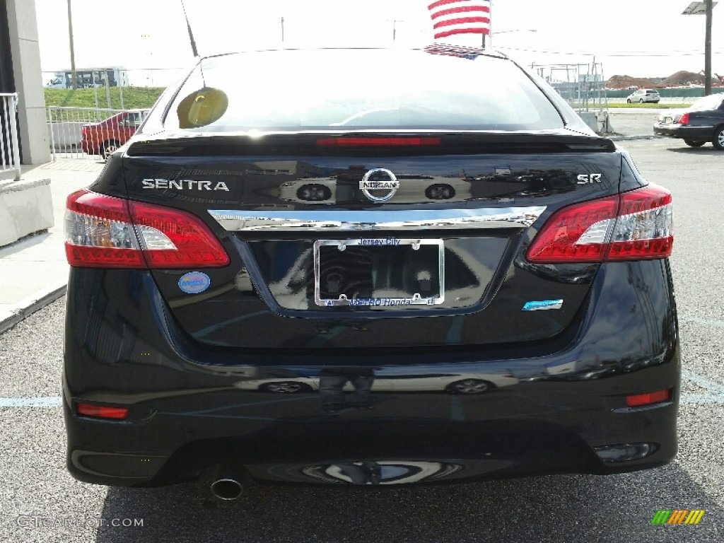 2013 Sentra SR - Super Black / Charcoal photo #4