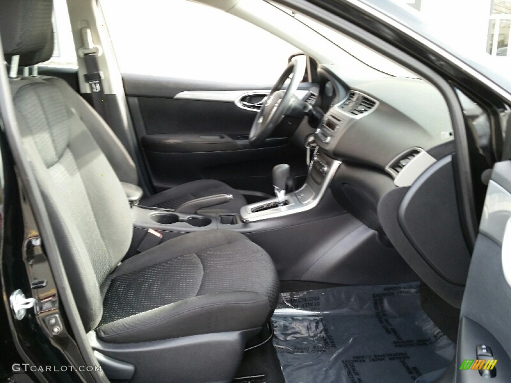 2013 Sentra SR - Super Black / Charcoal photo #11