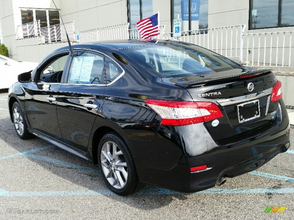 2013 Sentra SR - Super Black / Charcoal photo #15