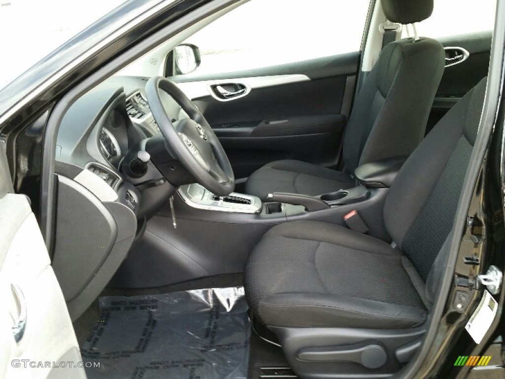 2013 Sentra SR - Super Black / Charcoal photo #23