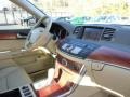 Black Obsidian - M 35x Sedan Photo No. 15