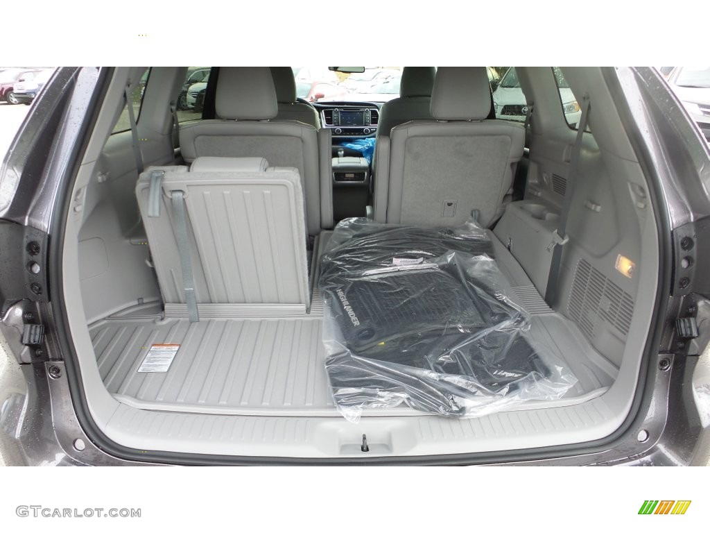 2016 Toyota Highlander Limited AWD Trunk Photos