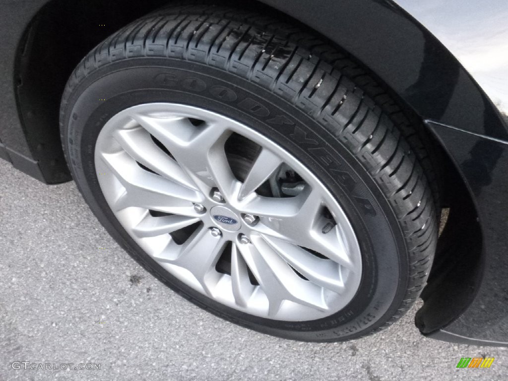 2015 Taurus Limited - Tuxedo Black Metallic / Dune photo #4