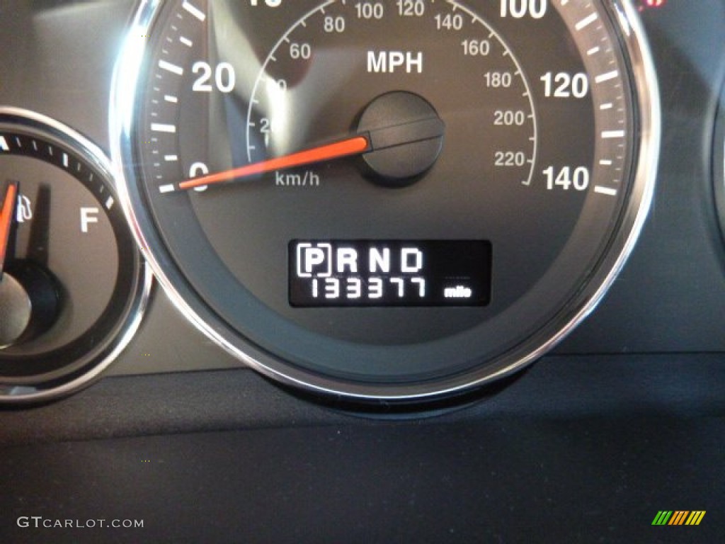 2008 Commander Sport 4x4 - Mineral Gray Metallic / Dark Slate Gray photo #20