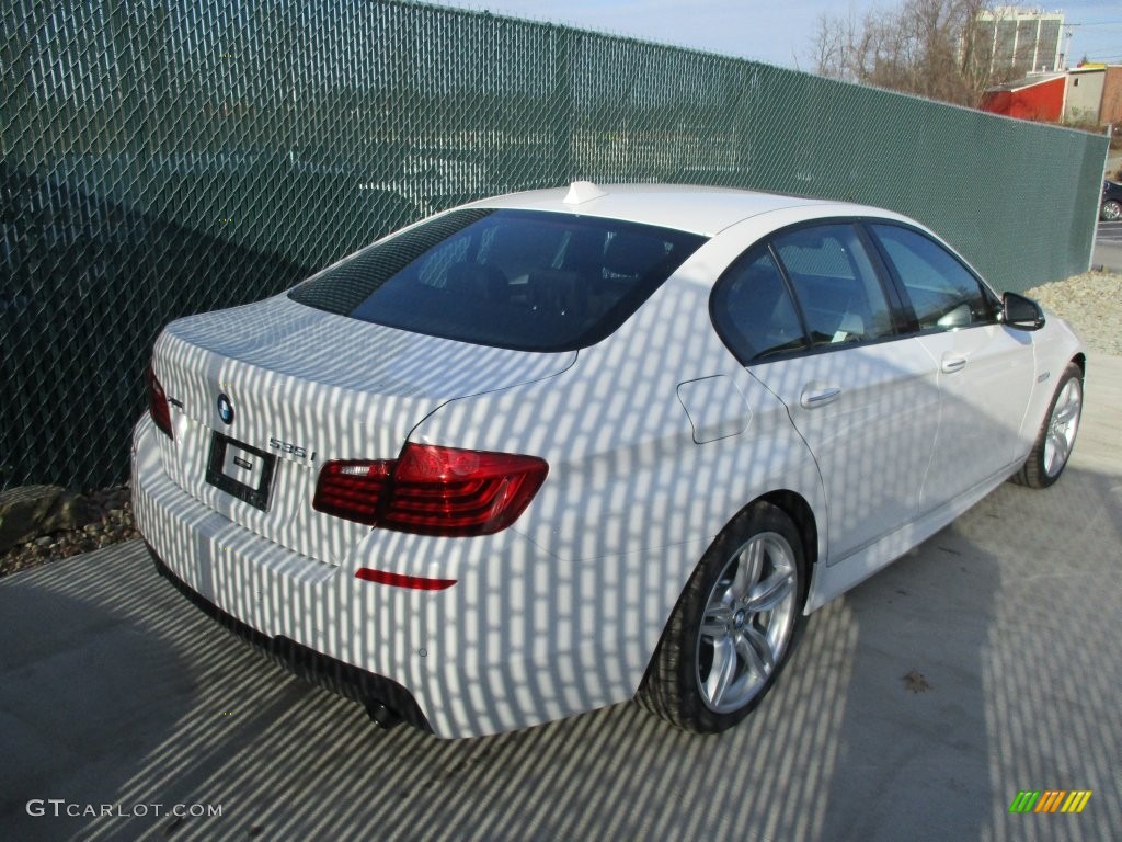 2016 5 Series 535i xDrive Sedan - Alpine White / Black photo #4
