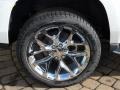 2016 GMC Yukon SLT 4WD Wheel and Tire Photo