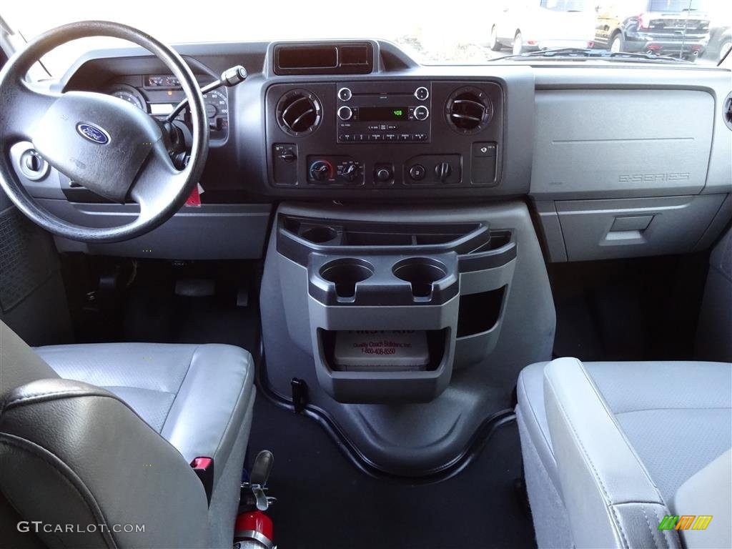 2012 E Series Van E350 XLT Passenger - Dark Blue Pearl / Medium Flint photo #12