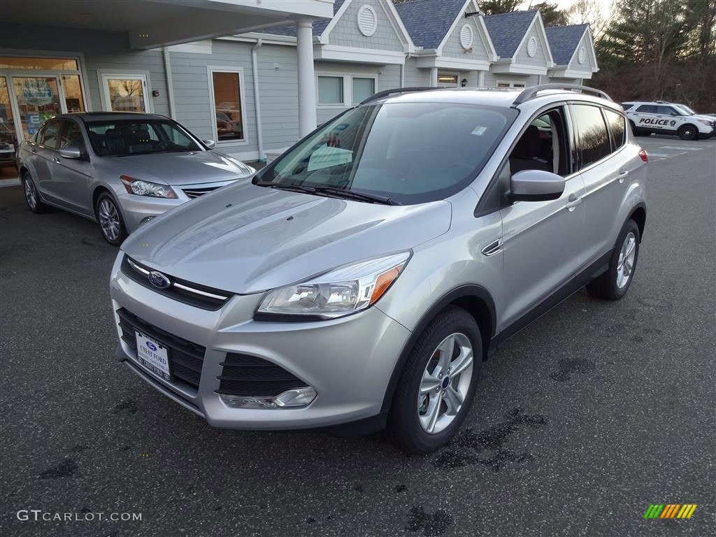 2016 Escape SE 4WD - Ingot Silver Metallic / Charcoal Black photo #3