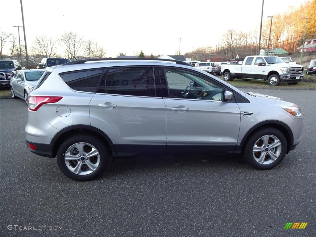 2016 Escape SE 4WD - Ingot Silver Metallic / Charcoal Black photo #8