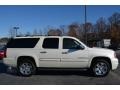 Summit White - Yukon XL SLT 4x4 Photo No. 2