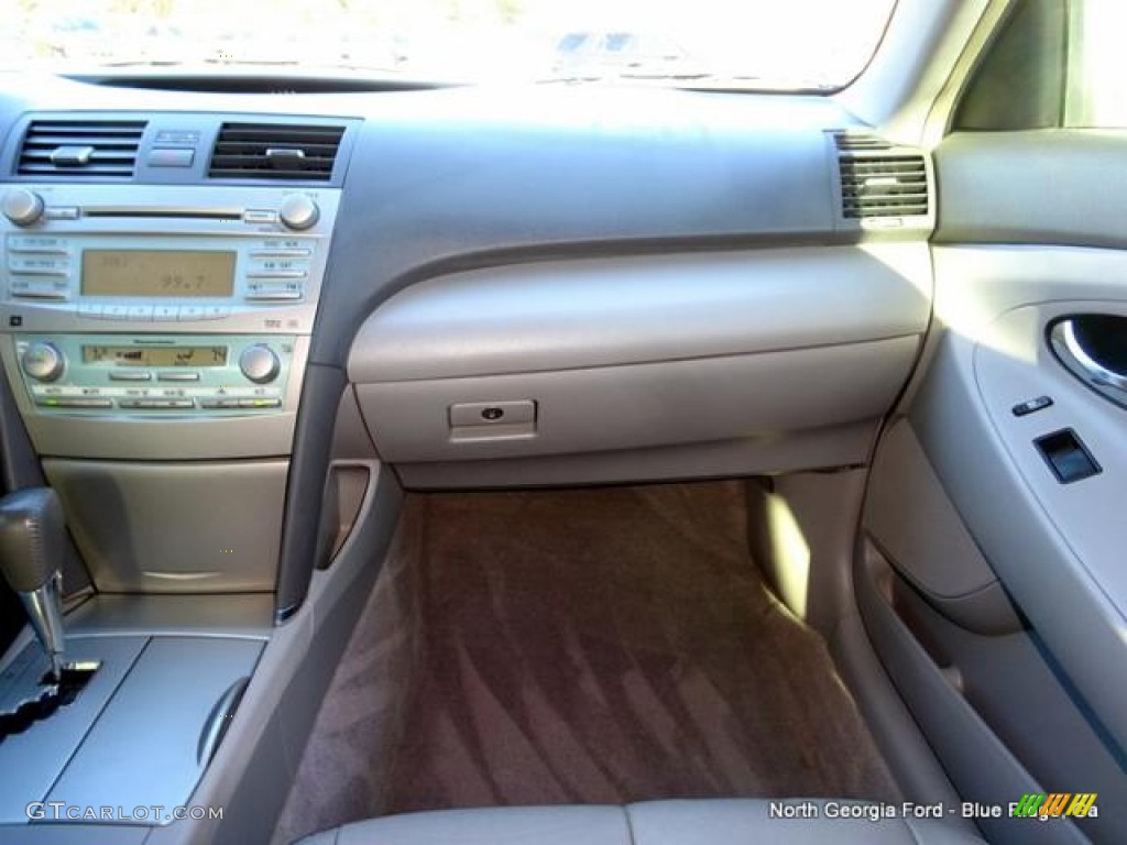 2007 Camry Hybrid - Jasper Green Pearl / Bisque photo #18