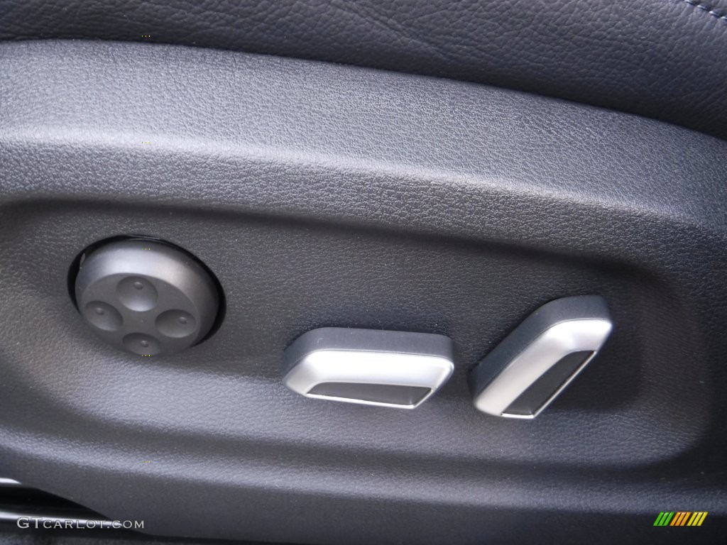 2016 Q5 2.0 TFSI Premium quattro - Monsoon Gray Metallic / Black photo #23