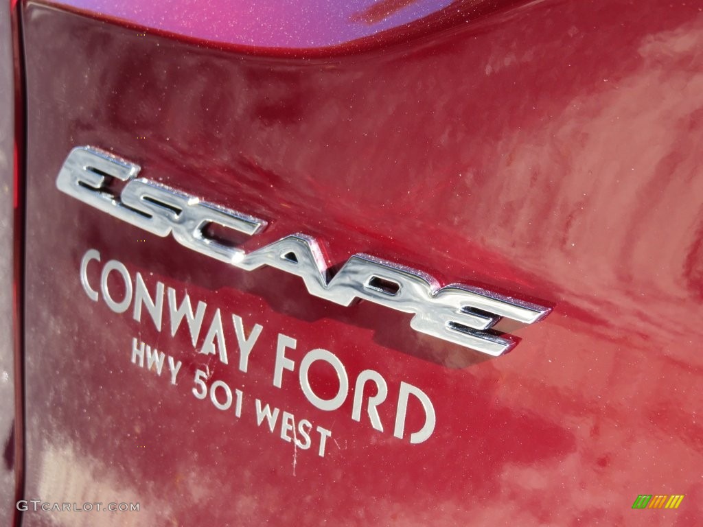 2016 Escape SE - Ruby Red Metallic / Medium Light Stone photo #6