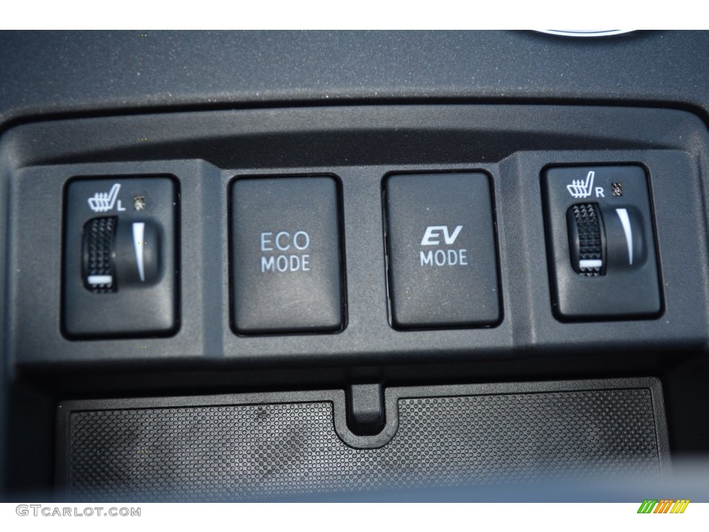 2016 Camry Hybrid XLE - Celestial Silver Metallic / Ash photo #16