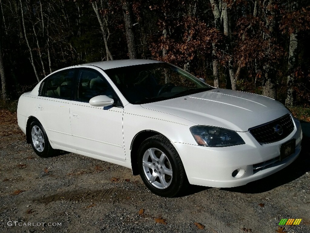 2006 Altima 2.5 S - Satin White Pearl / Blond photo #3