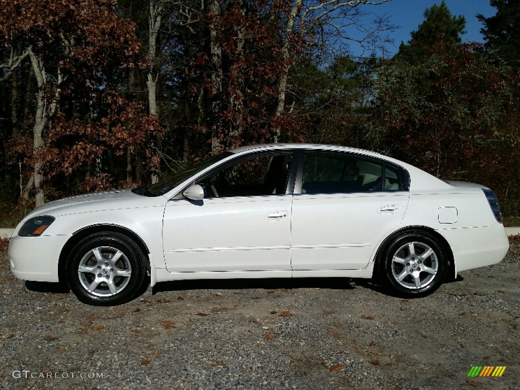 2006 Altima 2.5 S - Satin White Pearl / Blond photo #4