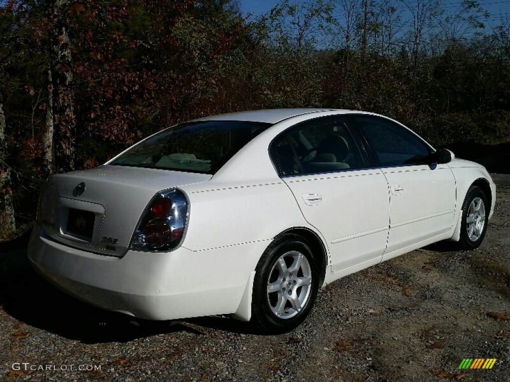 2006 Altima 2.5 S - Satin White Pearl / Blond photo #6