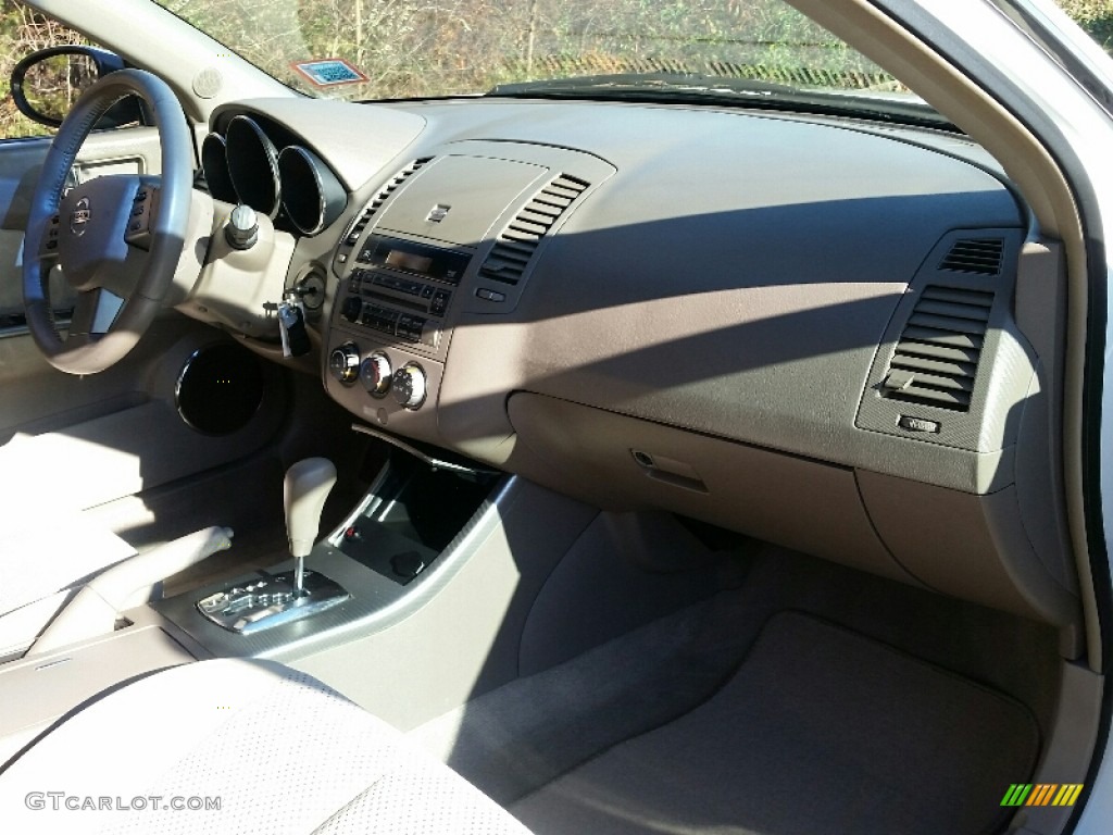 2006 Altima 2.5 S - Satin White Pearl / Blond photo #10