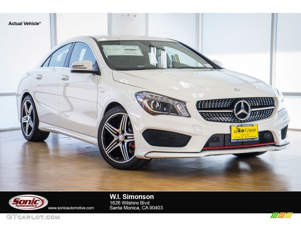 2015 CLA 250 - Cirrus White / Black photo #1