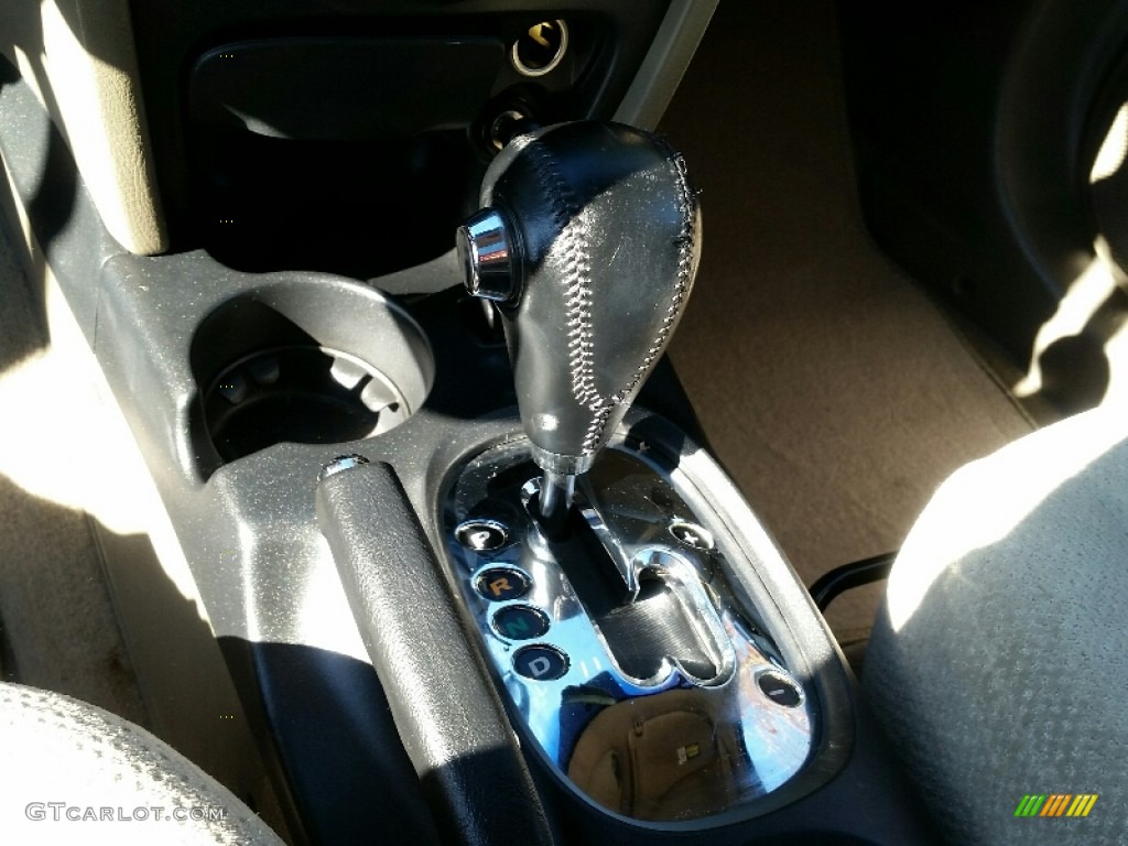 2005 Santa Fe GLS 4WD - Black Obsidian / Gray photo #18