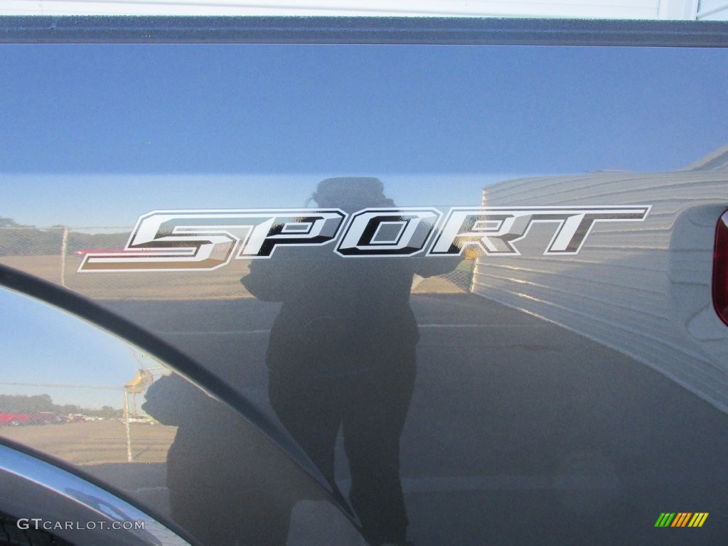 2016 F150 XLT SuperCab - Magnetic / Black photo #16