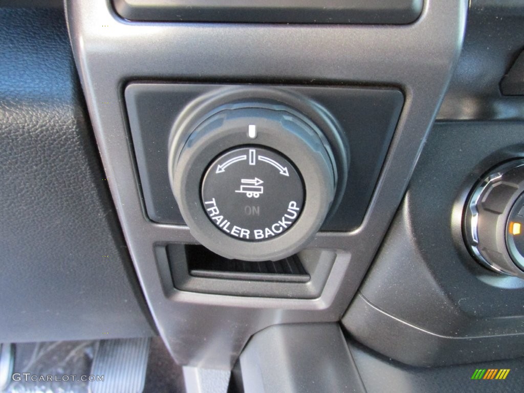 2016 F150 XLT SuperCab - Magnetic / Black photo #32