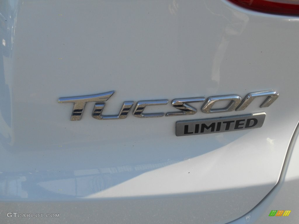 2012 Tucson Limited - Cotton White / Taupe photo #11