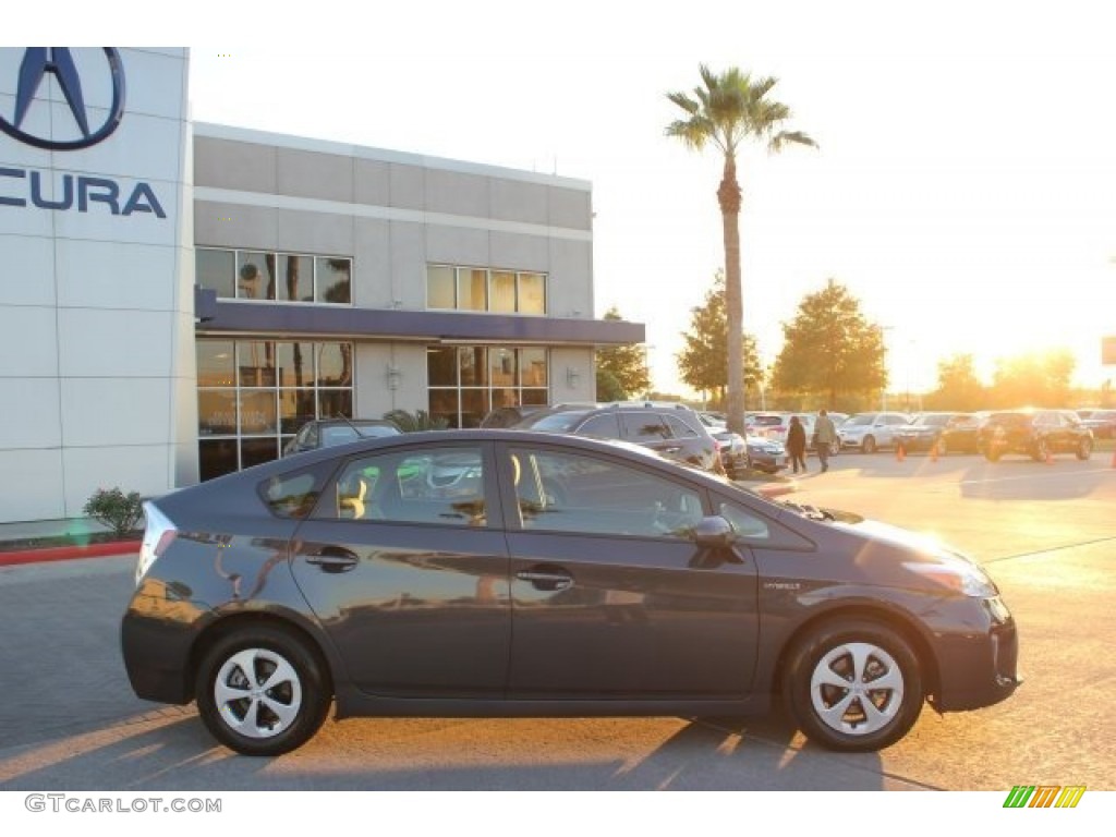 2015 Prius Three Hybrid - Winter Gray Metallic / Misty Gray photo #4