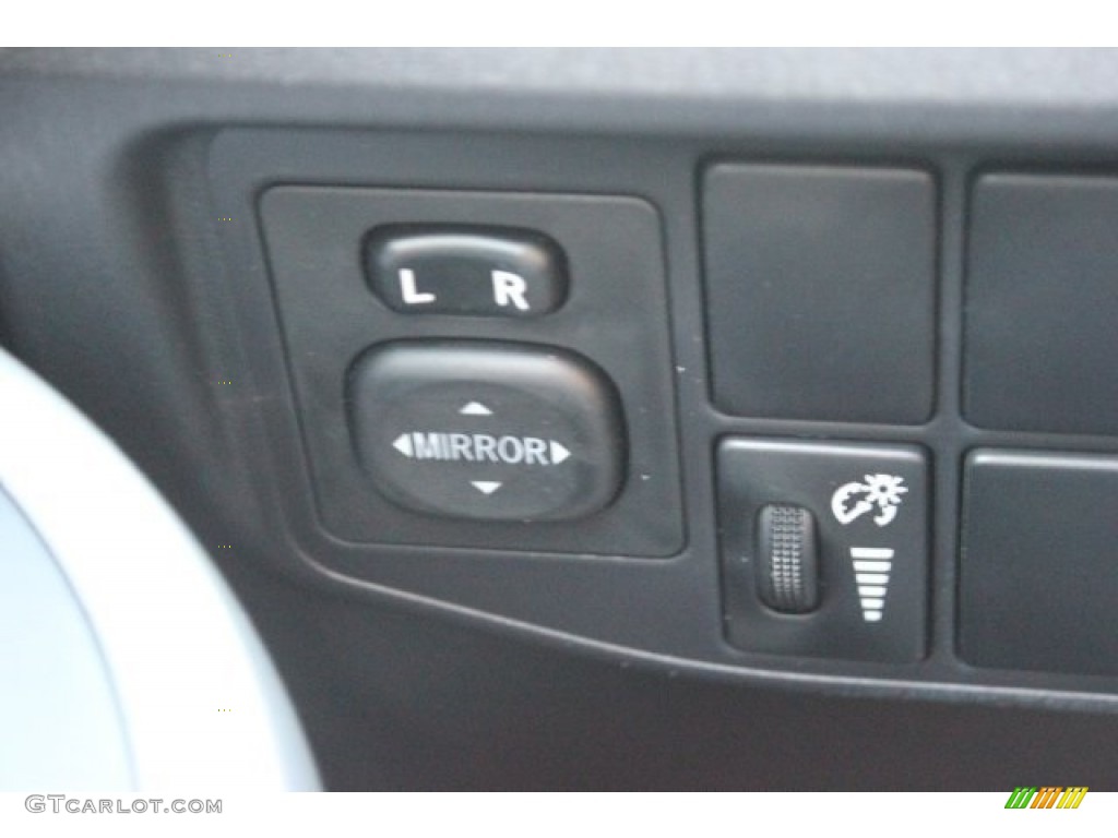 2015 Prius Three Hybrid - Winter Gray Metallic / Misty Gray photo #42