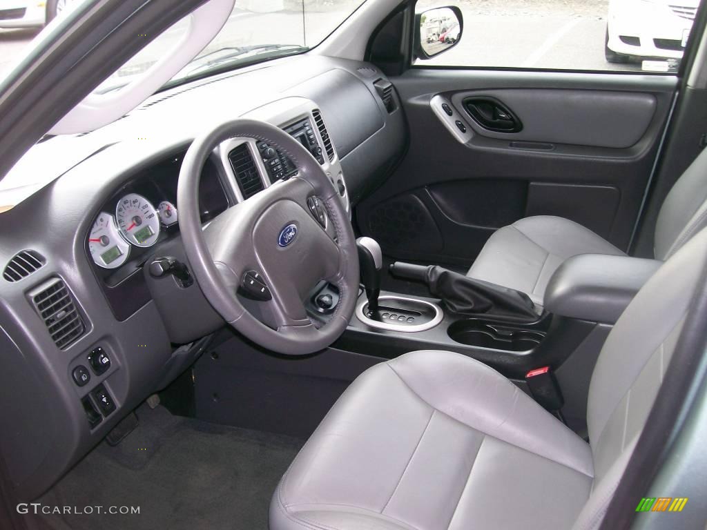 2005 Escape Hybrid 4WD - Titanium Green Metallic / Medium/Dark Flint Grey photo #4