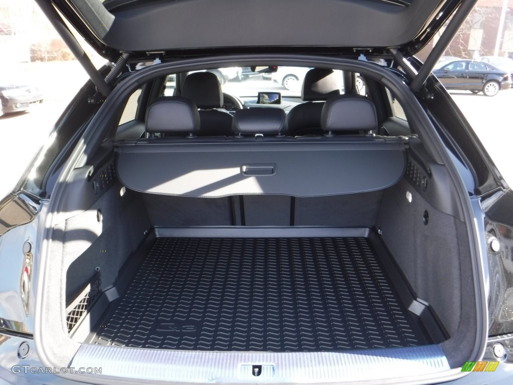 2016 Q3 2.0 TSFI Prestige quattro - Mythos Black Metallic / Black photo #35