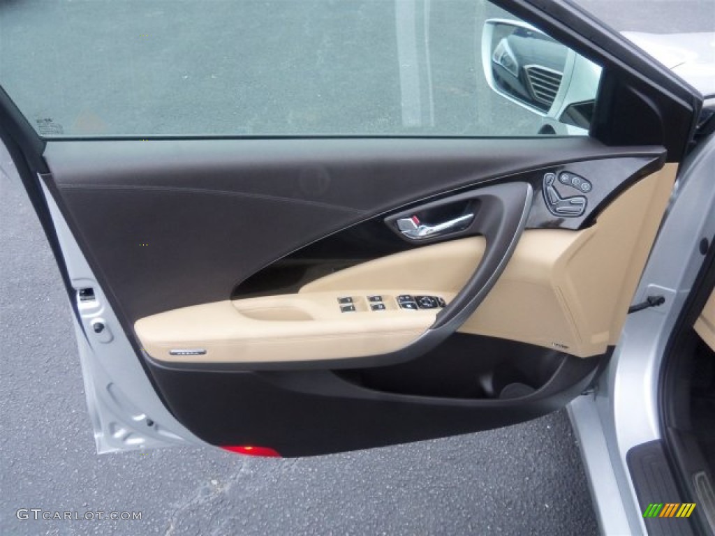 2016 Hyundai Azera Limited Door Panel Photos